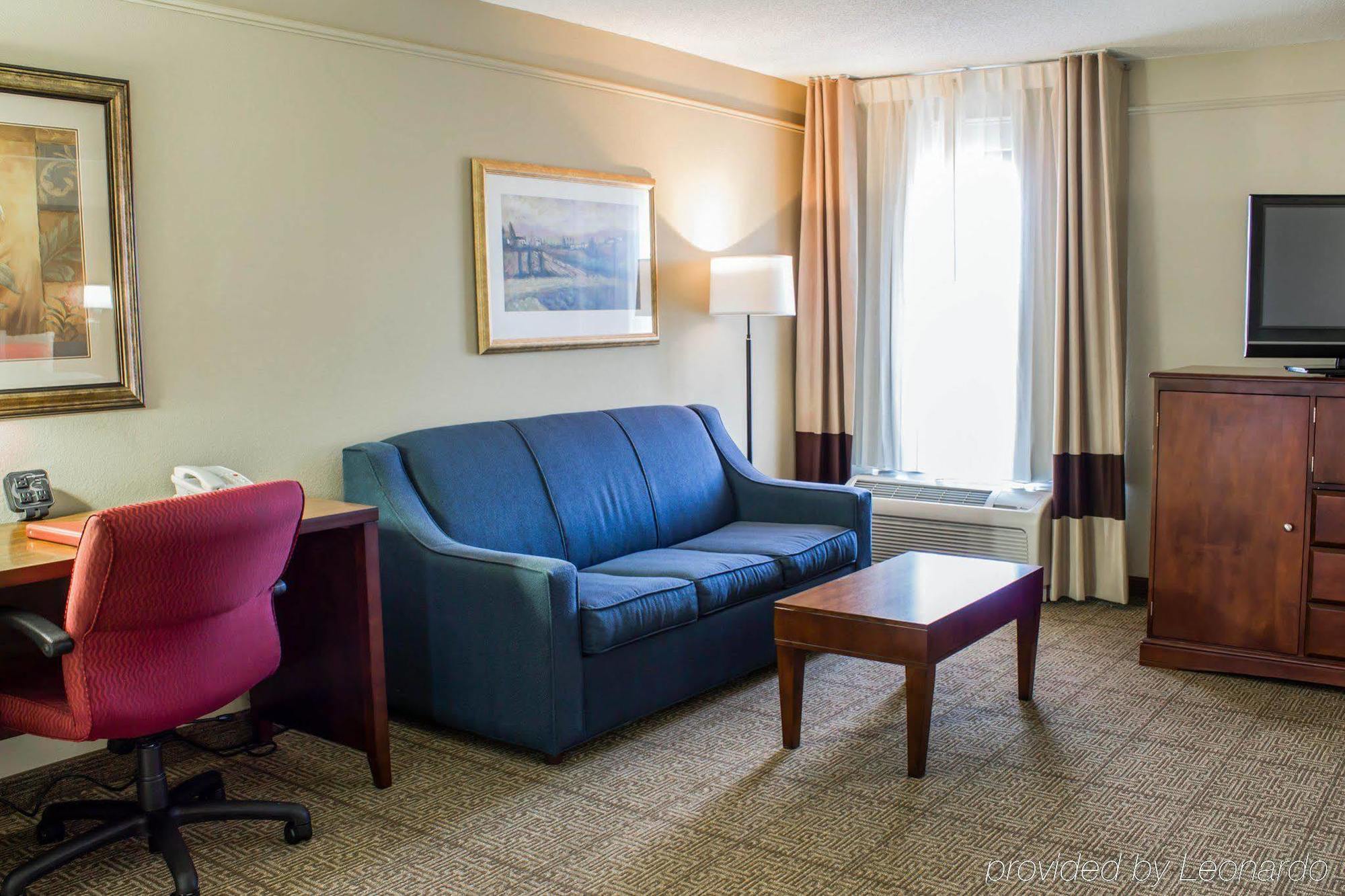 Four Points By Sheraton Greensboro Airport Exterior foto